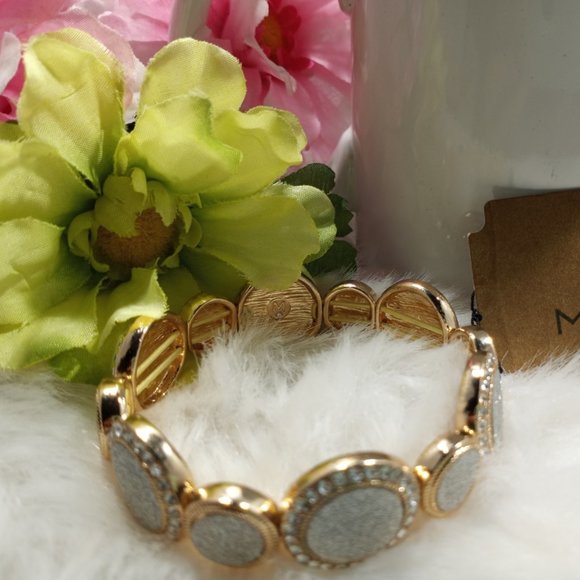 Monet Bracelet NWT
